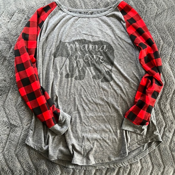 Mama bear shirt - Picture 1 of 1